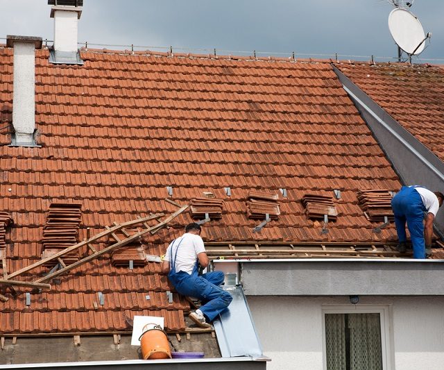 6 Expert Ways to Get Your Roof Storm Season Ready